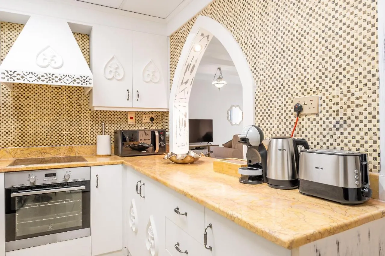 Luxury Jbr Palace! - Sea View - Free 5* Beach Resorts Access! Dubái 0*,  Emiratos Árabes Unidos